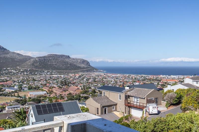 5 Bedroom Property for Sale in Fish Hoek Western Cape